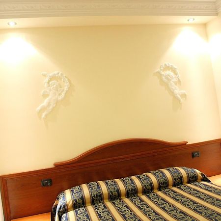 Guest House Galaxy 로마 외부 사진